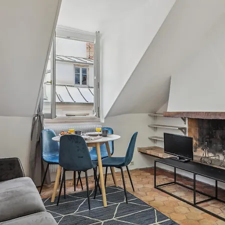 Bnbnook - Experience Life In Latin Quarter 아파트